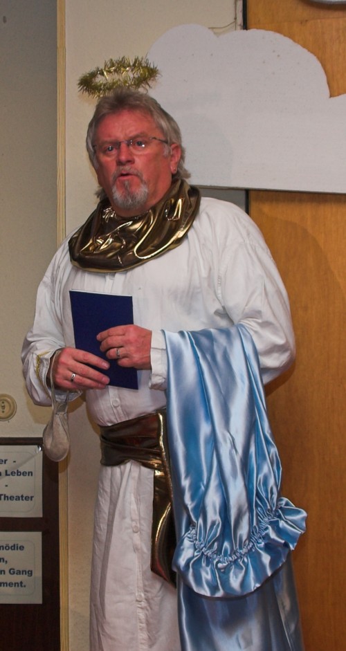 Theatergruppe Katzenbach - 14_einehimmlischebefoerderung-22.jpg