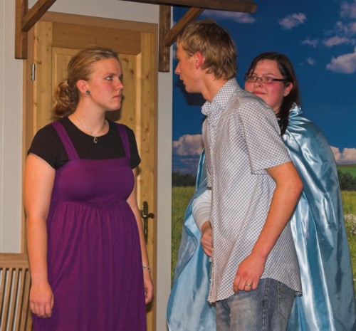 Theatergruppe Katzenbach - 14_einehimmlischebefoerderung-27.jpg