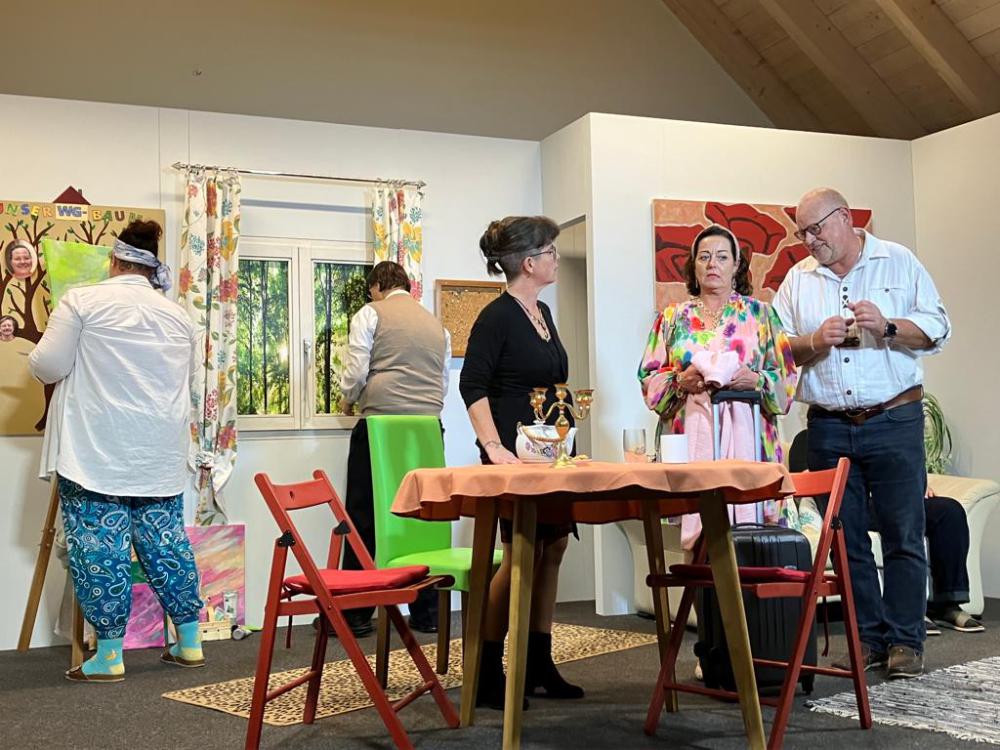 Theatergruppe Katzenbach - 23_neurosigezeiten14.jpg
